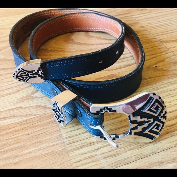 P. Nocona belt blk silver Aztec buckle - Picture 2 of 9